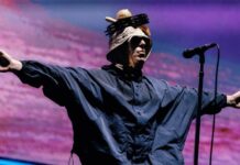 Oasis Returns to Australia: Fans Celebrate with Morning Rock Vibes