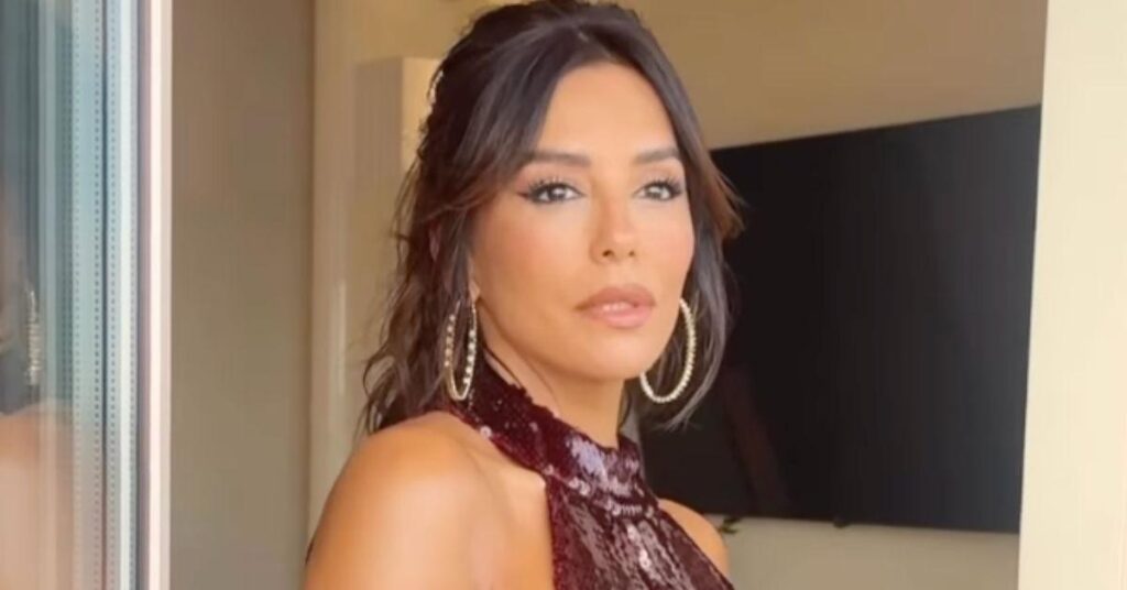 Eva-Longoria-Stuns-in-Curve-Hugging-Gown-at-2026-Cannes-Film-1024x536-1