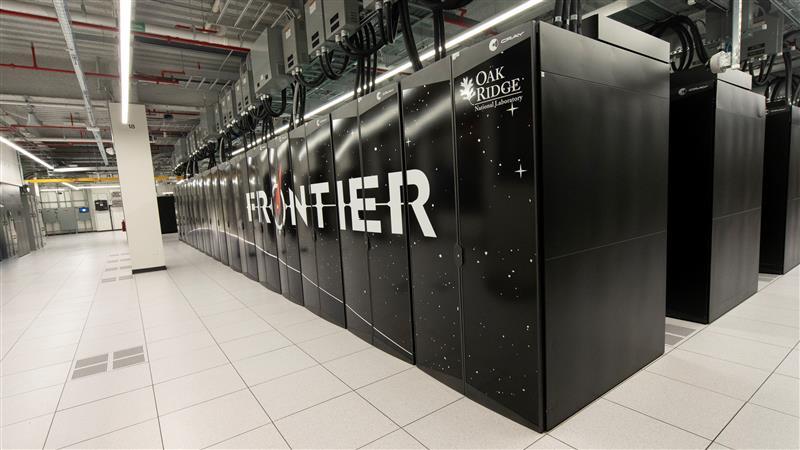Frontier-Supercomputer-Empowers-AI-to-Predict-Cosmic-Storms
