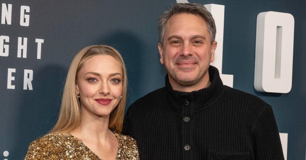 Amanda-Seyfried-and-Thomas-Sadoski-9-Year-Marriage-Ends-1024x536-1